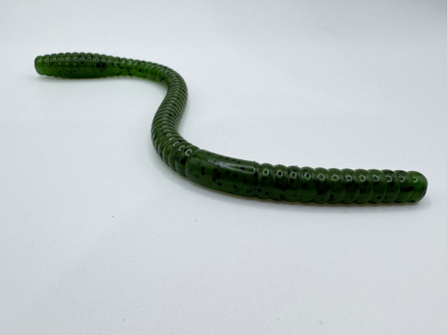 Ozark Cliff Hang’N 7" Worm